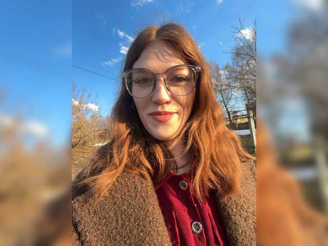 Alinagilberd03's BongaCams show and profile