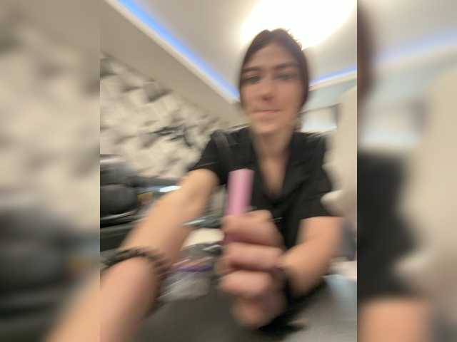 Alinagilberd03's BongaCams show and profile