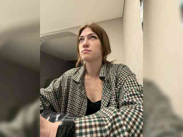 Alinagilberd03 webcam