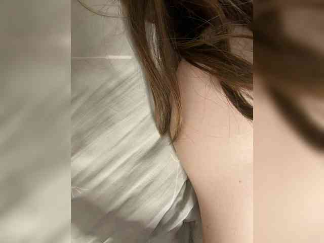 Alinagilberd03 webcam