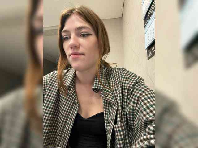 Alinagilberd03 webcam