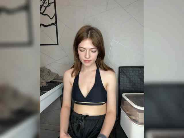 Alinagilberd03 webcam