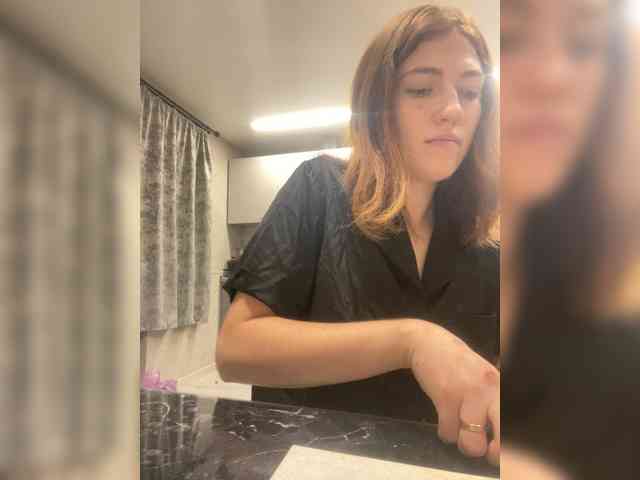Alinagilberd03 webcam