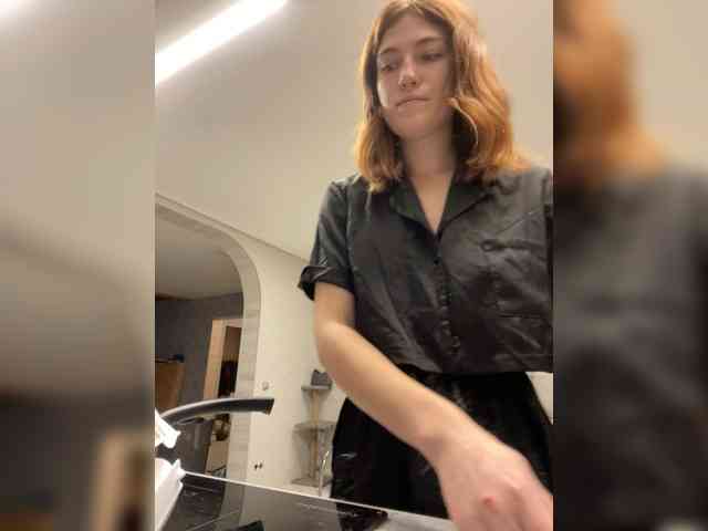 Alinagilberd03 webcam