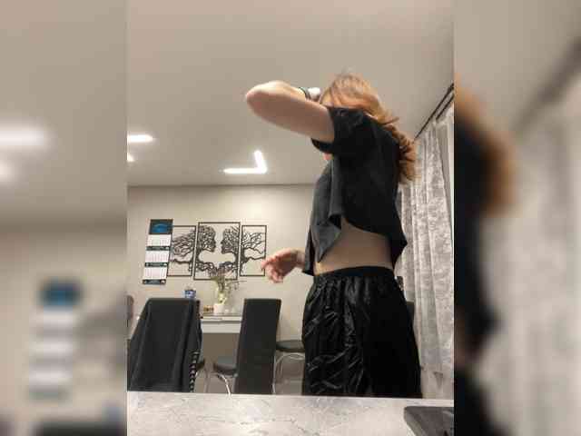 Alinagilberd03 webcam