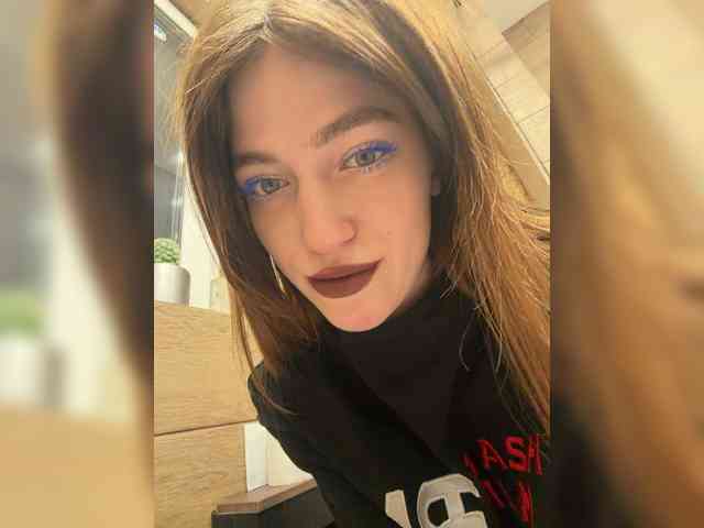 Alinagilberd03 webcam