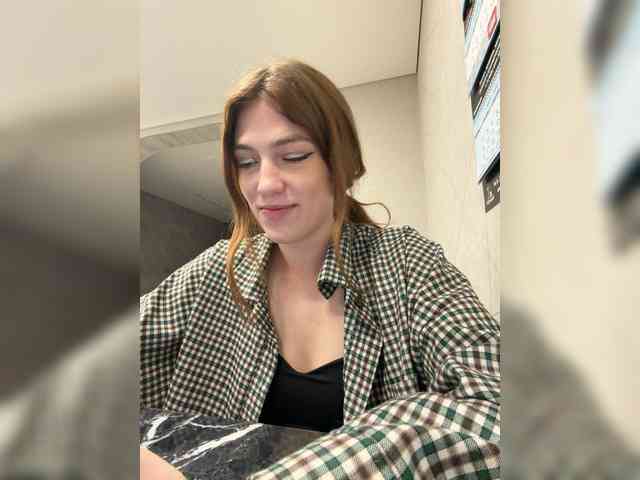 Alinagilberd03 webcam