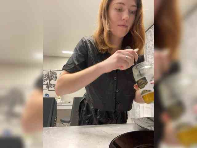Alinagilberd03 webcam
