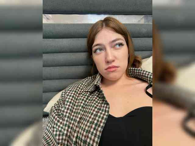 Alinagilberd03 webcam