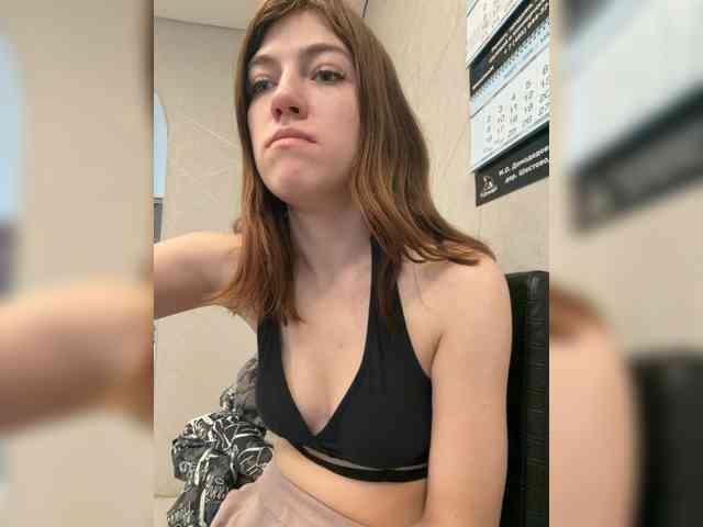 Alinagilberd03 webcam