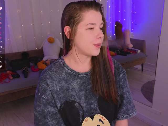 MiraFalls's BongaCams show and profile