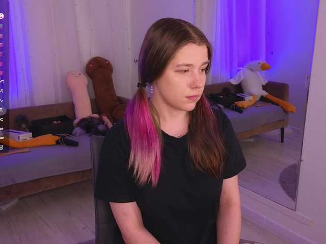 MiraFalls's BongaCams show and profile