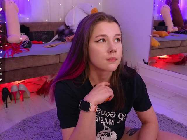 MiraFalls's BongaCams show and profile