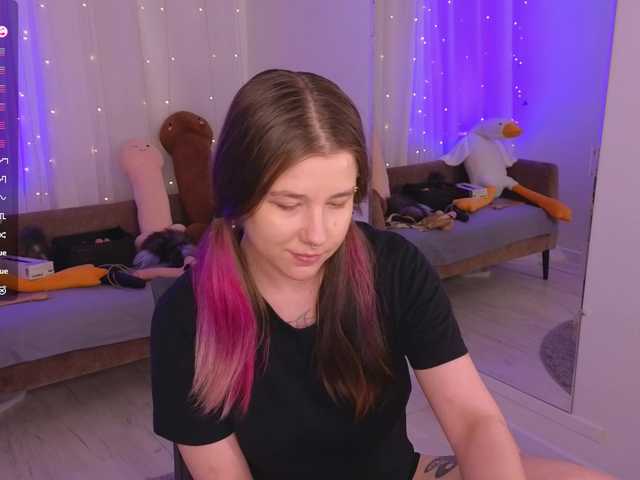 MiraFalls's BongaCams show and profile