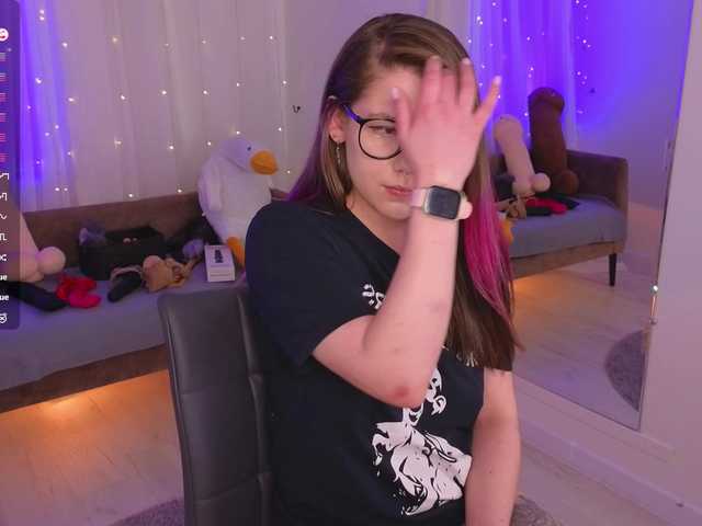 MiraFalls's BongaCams show and profile