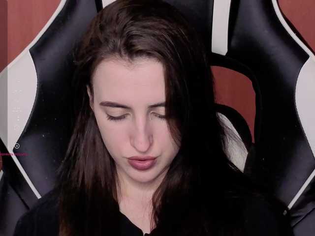 Valeritiiio's BongaCams show and profile