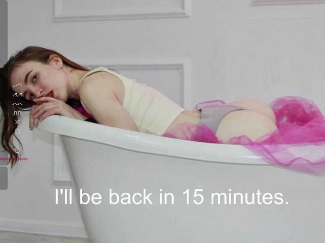 Valeritiiio Live Cam on BongaCams