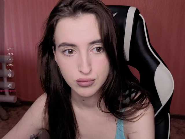 Valeritiiio's BongaCams show and profile