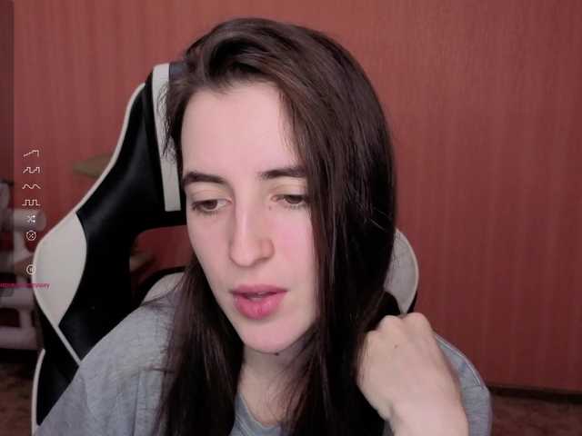 Valeritiiio's BongaCams show and profile