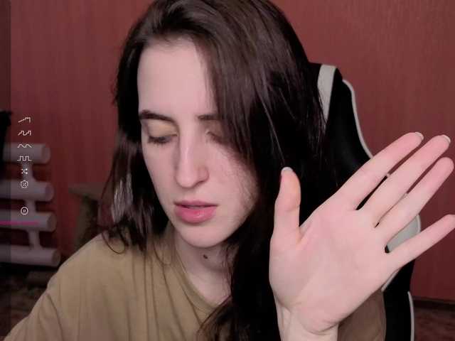 Valeritiiio's BongaCams show and profile