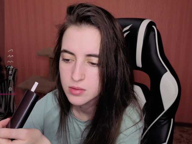 Valeritiiio's BongaCams show and profile