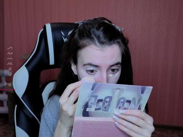 Valeritiiio's BongaCams show and profile