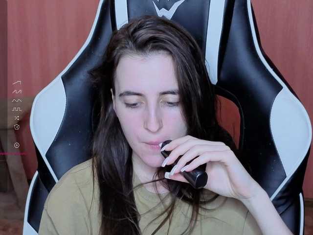 Valeritiiio's BongaCams show and profile