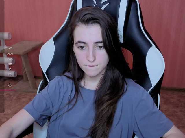 Valeritiiio's BongaCams show and profile