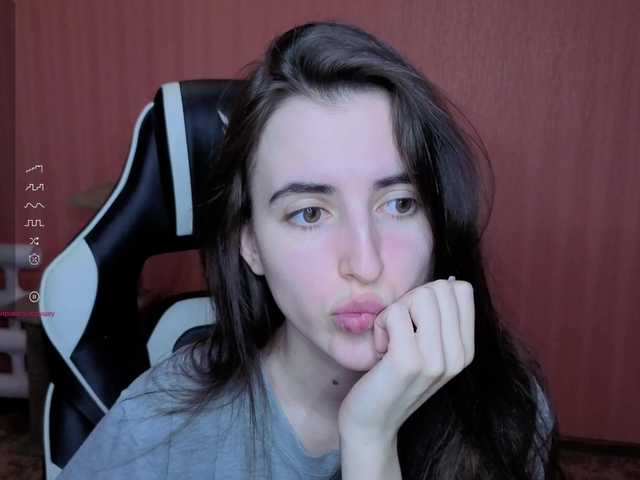 Valeritiiio's BongaCams show and profile