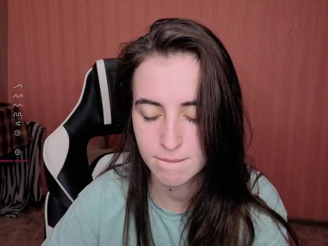 Valeritiiio's BongaCams show and profile