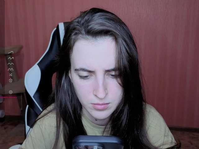 Valeritiiio's BongaCams show and profile