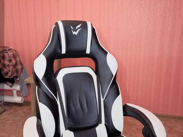 Valeritiiio's BongaCams show and profile