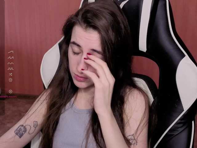 Valeritiiio's BongaCams show and profile