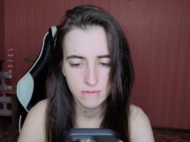 Valeritiiio's BongaCams show and profile