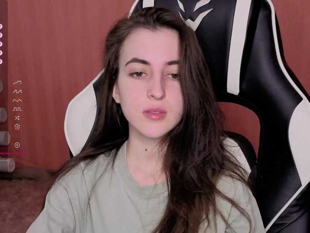 Valeritiiio's BongaCams show and profile