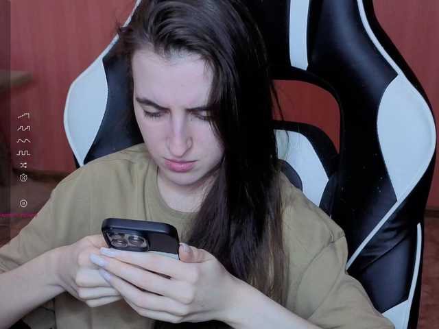 Valeritiiio's BongaCams show and profile