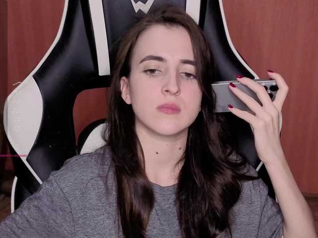 Valeritiiio live cam profile