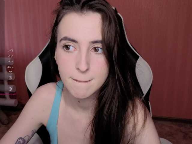 Valeritiiio's BongaCams show and profile