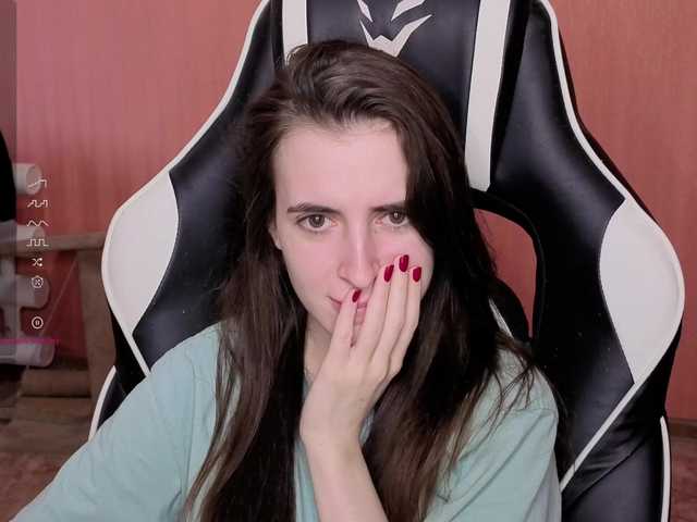 Valeritiiio's BongaCams show and profile