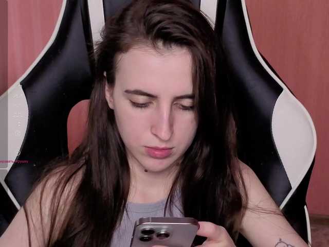 Valeritiiio's BongaCams show and profile