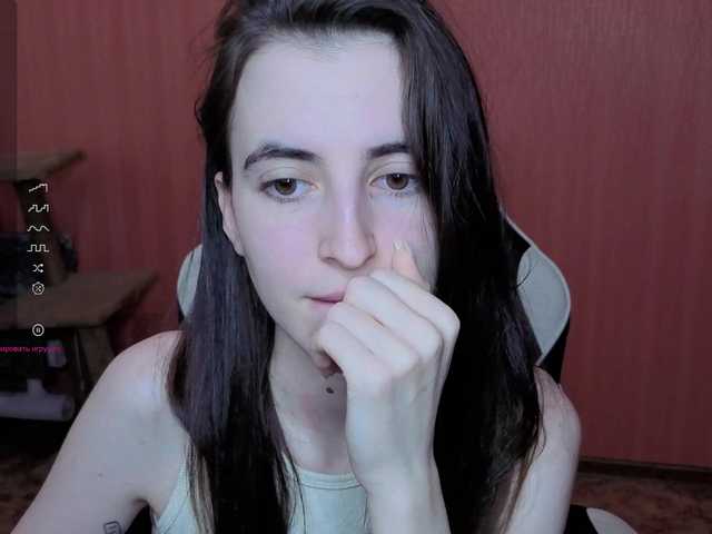 Valeritiiio's BongaCams show and profile