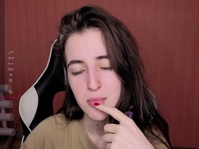 Valeritiiio's BongaCams show and profile