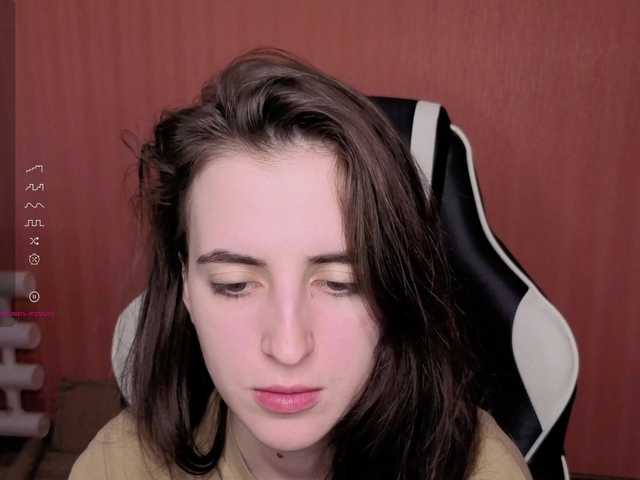 Valeritiiio Live Cam on BongaCams