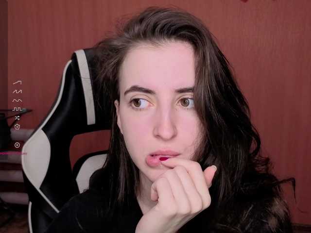 Valeritiiio's BongaCams show and profile