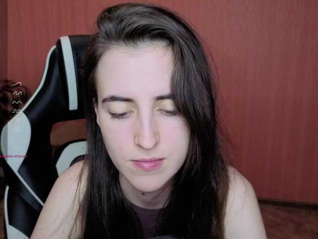 Valeritiiio's BongaCams show and profile