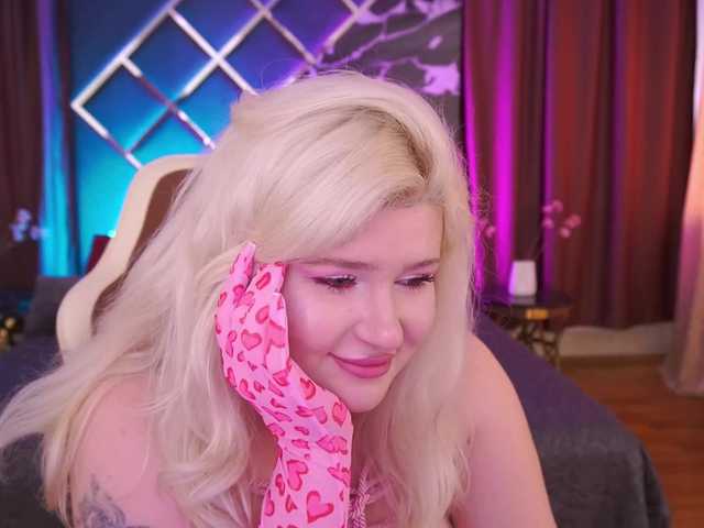 AnoraJoy's BongaCams show and profile