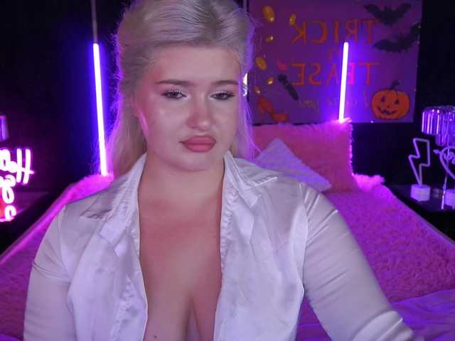 AnoraJoy from BongaCams