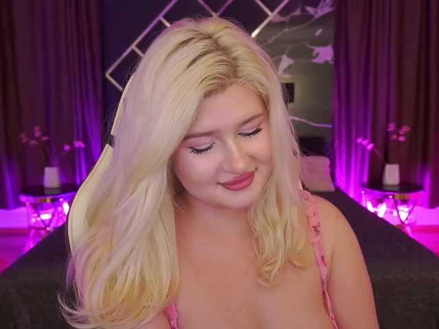 AnoraJoy's BongaCams show and profile