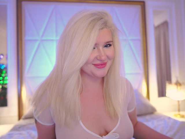 AnoraJoy's BongaCams show and profile