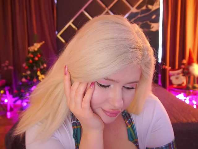 AnoraJoy's BongaCams show and profile